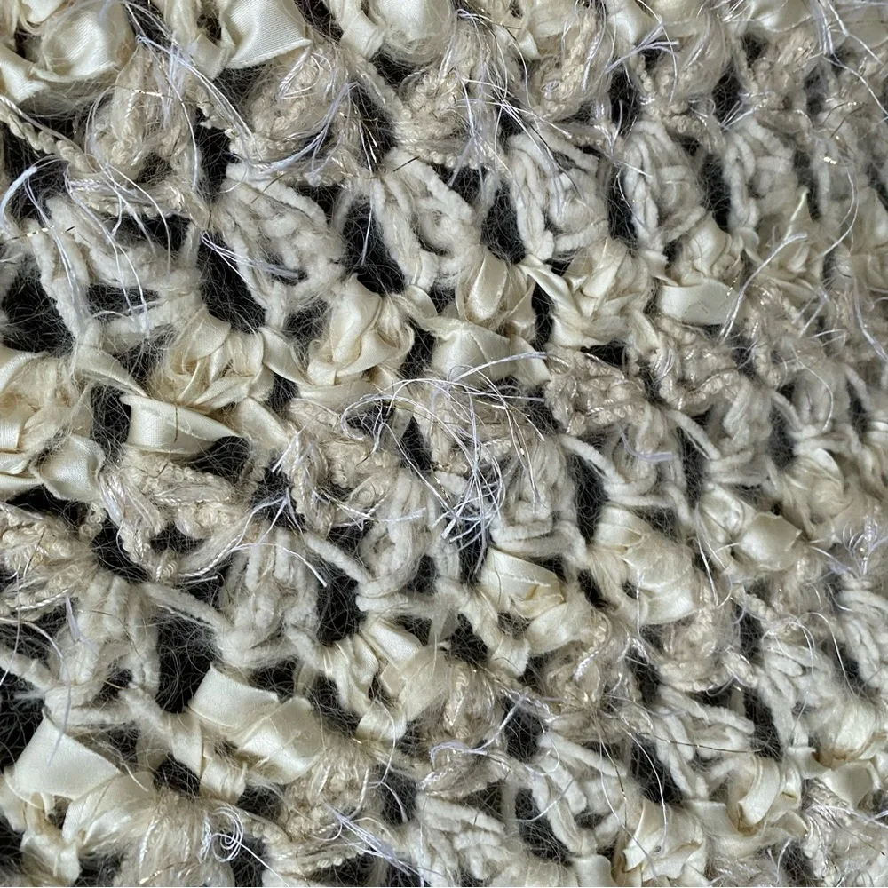 Marge Carson Woven‎ Crochet Knit Fringe Cream Off White Throw Blanket Decorative